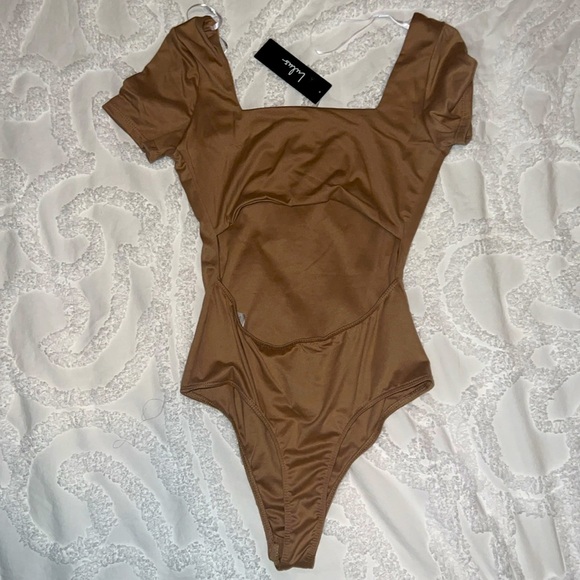 Lulus Square Neck Bodysuit - Picture 3 of 3